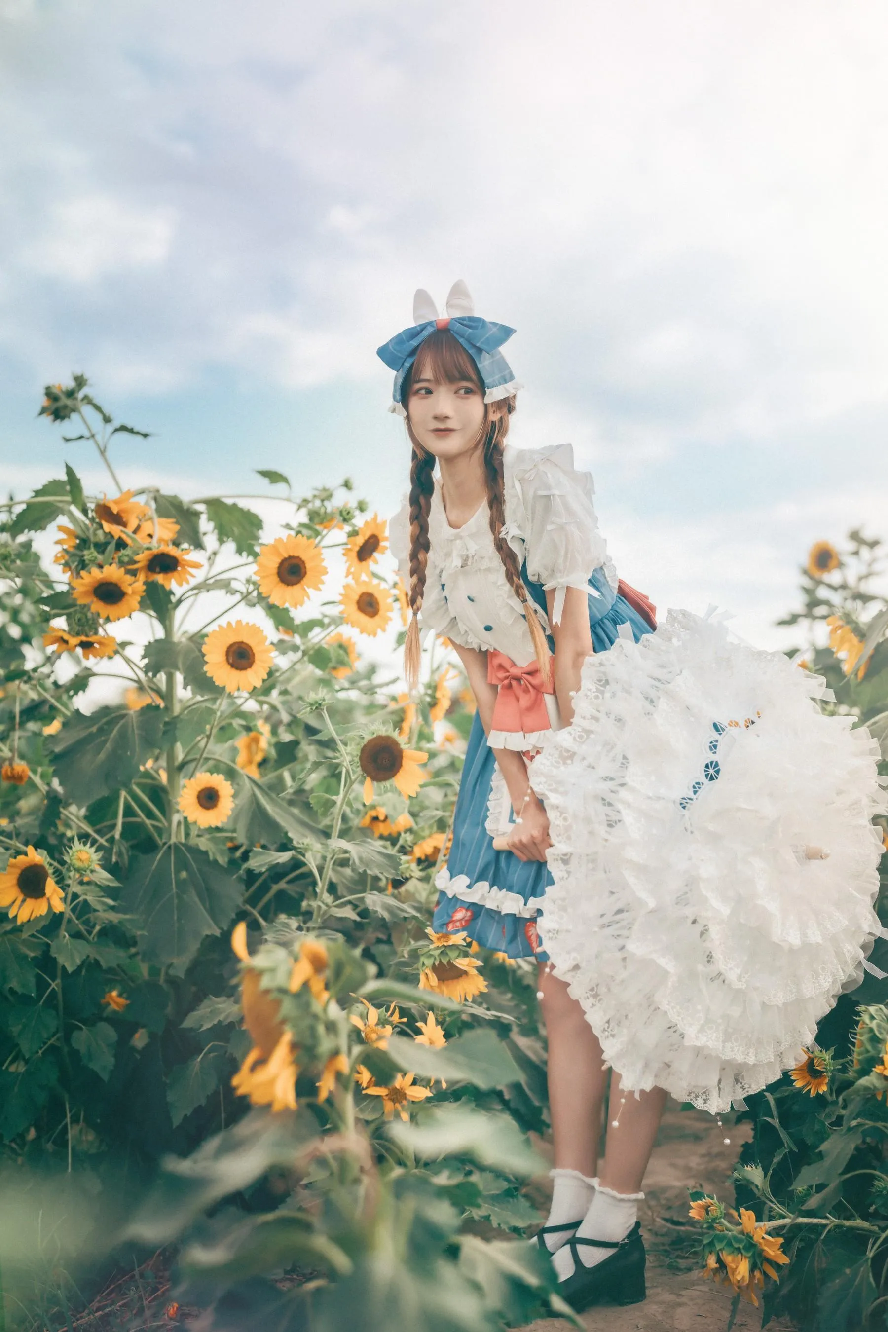 [YITUYU艺图语]2022.07.18 甜甜向日葵女孩 兔子Zzz不吃胡萝卜 [32P]插图8